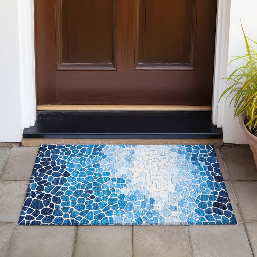 Machine Washable Indoor/Outdoor Contemporary Ombre Chantille Rug