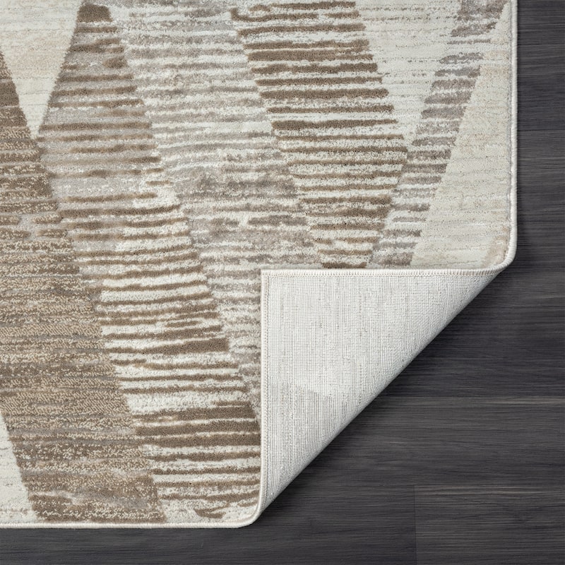 Geometric Area Rug - 8' x 10'