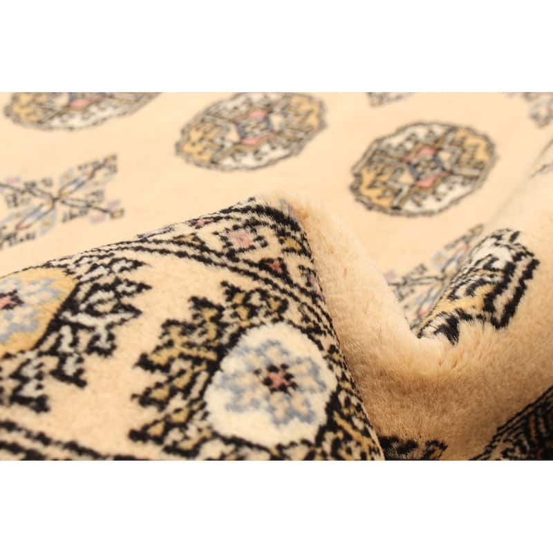 ECARPETGALLERY Hand-knotted Peshawar Bokhara Beige Wool Rug - 3'2 x 5'1