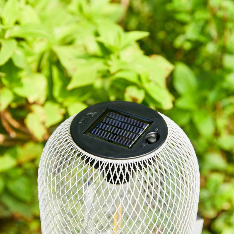 Glitzhome Metal Mesh Solar Powered Waterproof Outdoor Lanterns with Stand