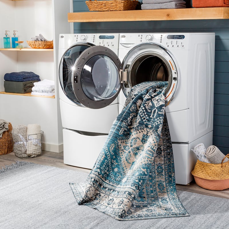 Livabliss Ambridge Machine Washable Traditional Diamond Area Rug