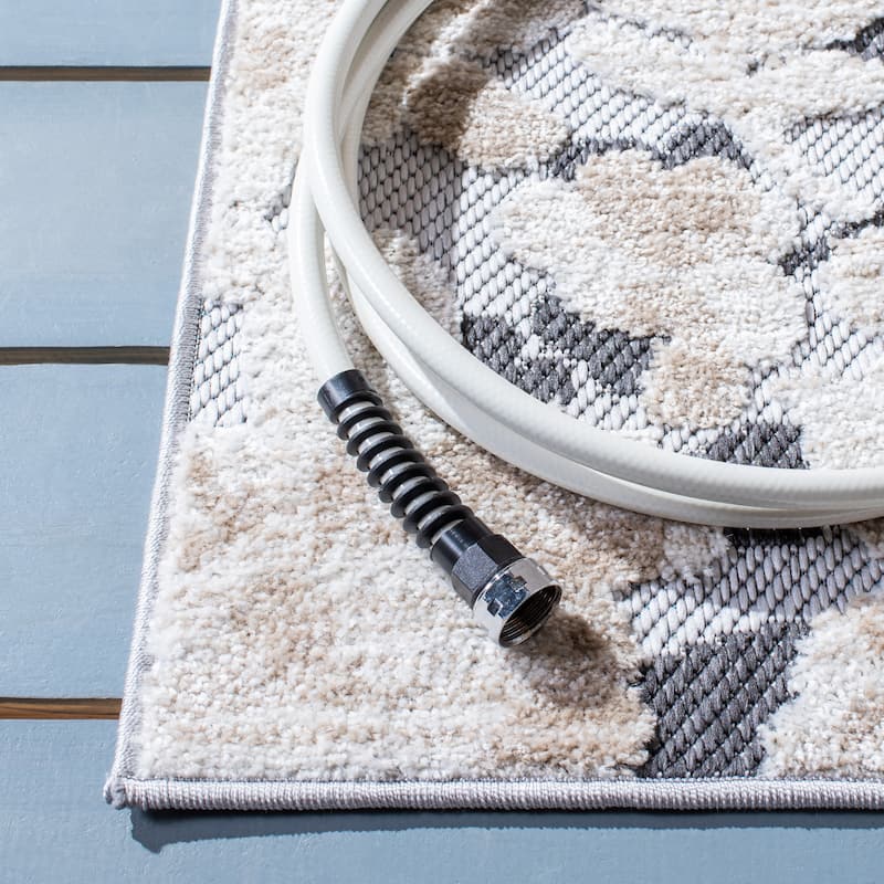 SAFAVIEH Cabana Vitalija Indoor/ Outdoor Waterproof Patio Rug