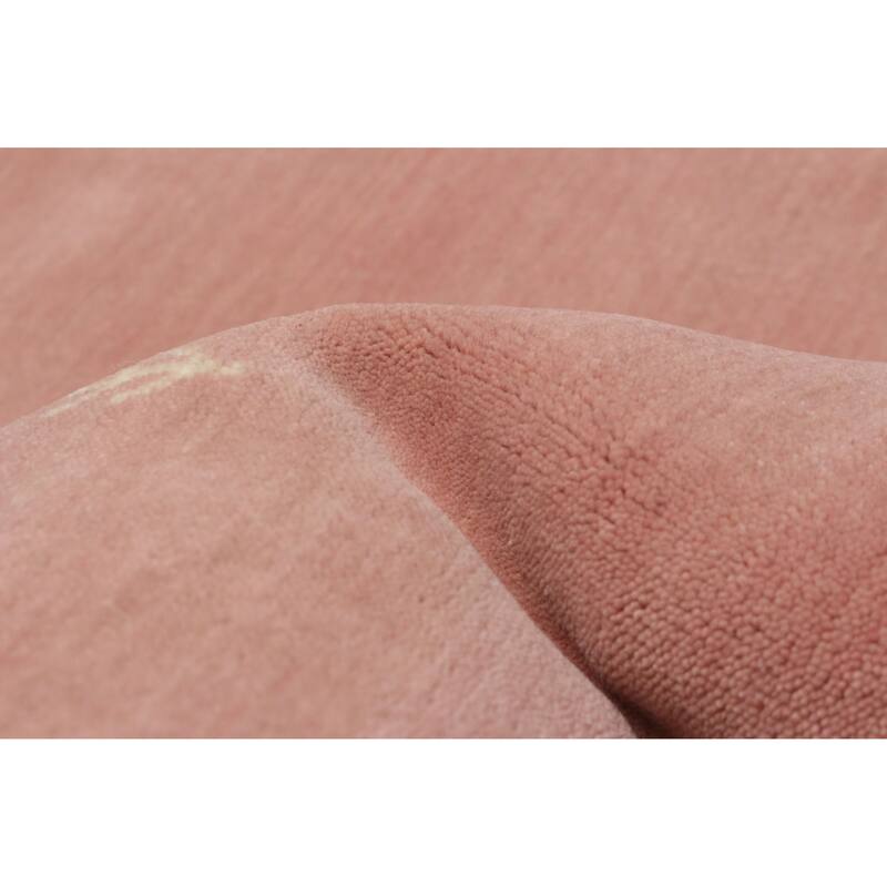 Kashkuli Gabbeh Pink Rug 5'5" x 7'5" - 5'5 x 7'5
