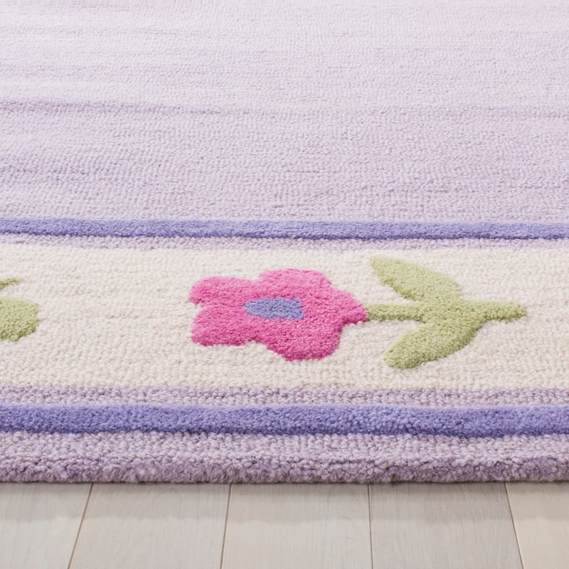 SAFAVIEH Handmade Children's Butterflies Garden Deogilde New Zealand Wool Rug