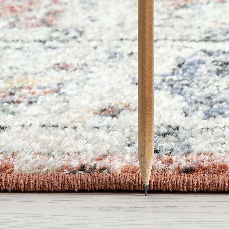 Addalyn Oriental Border Area Rug