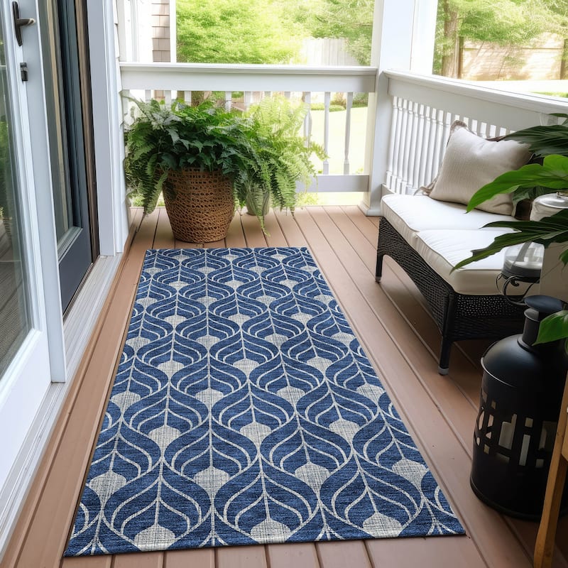Machine Washable Indoor/ Outdoor Chantille Contempoary Geo Rug - Navy - 2'3" x 7'6"