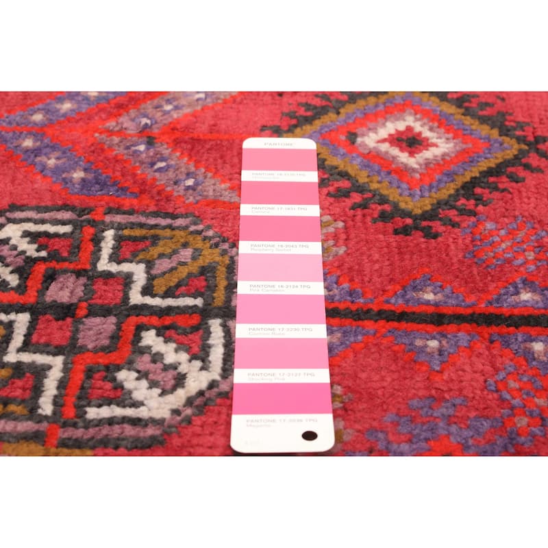 ECARPETGALLERY Hand-knotted Baluch Dark Pink Wool Rug - 3' 10" x 7' 7"