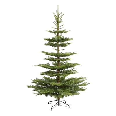 7.5' Layered Washington Spruce Christmas Tree with and 1325 Branches - Green