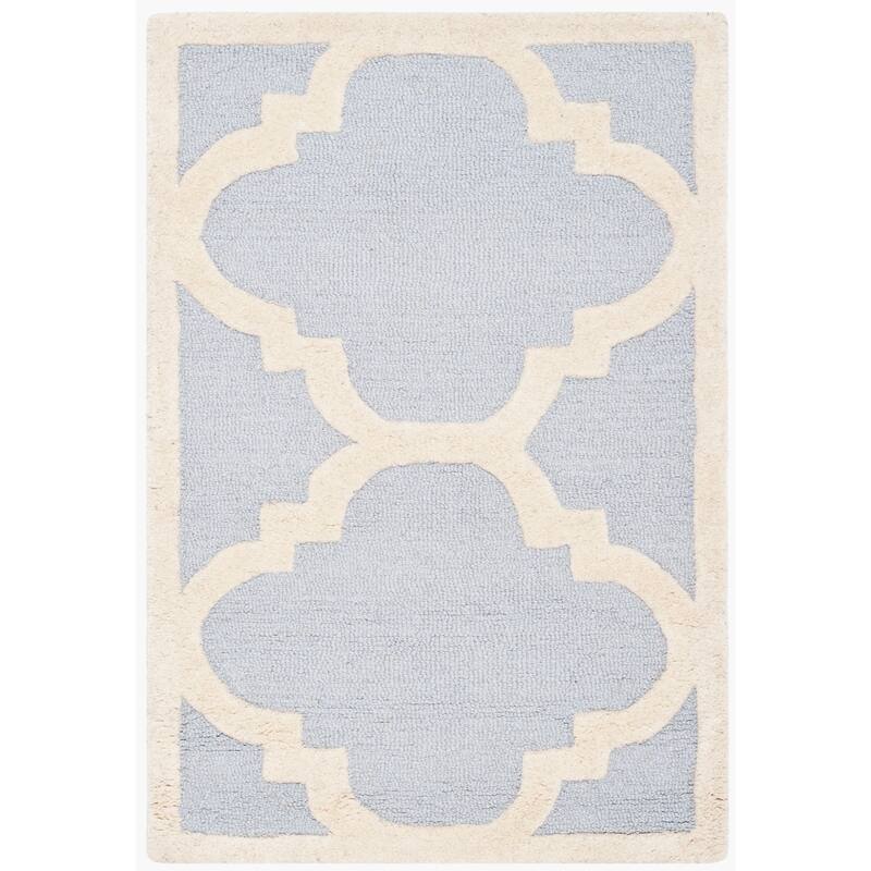 SAFAVIEH Handmade Cambridge Gullveig Modern Moroccan Wool Rug - 2'6" x 4' - Light Blue/Ivory