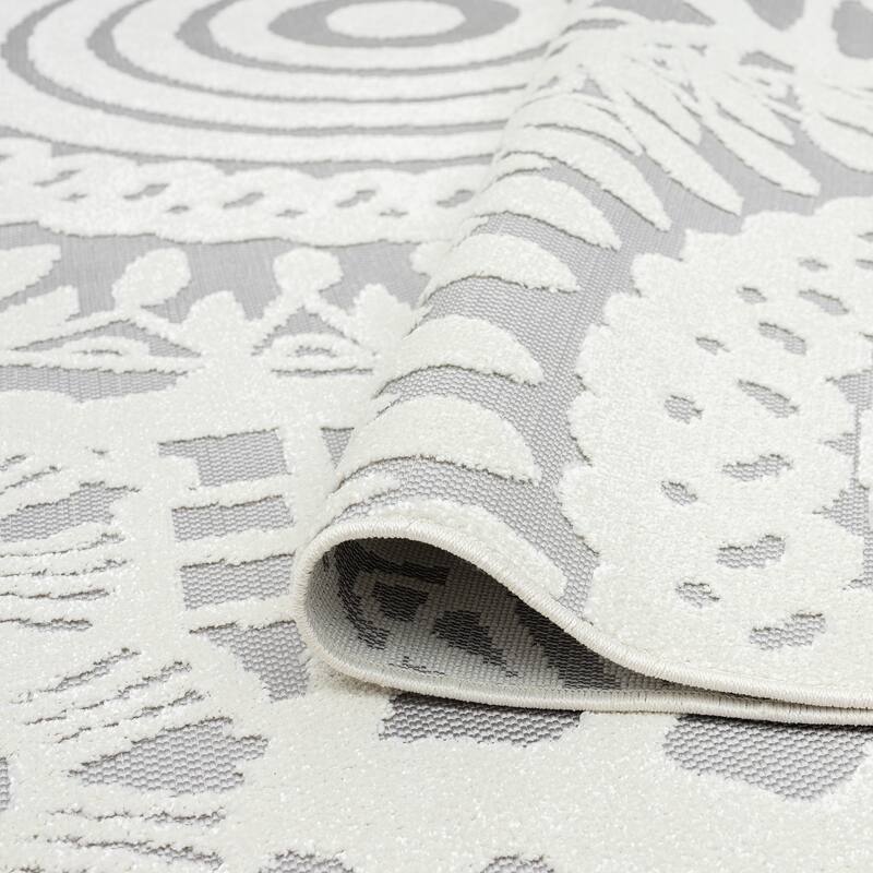 Cruise Bohemian & Eclectic Geometric Indoor/Outdoor Area Rug
