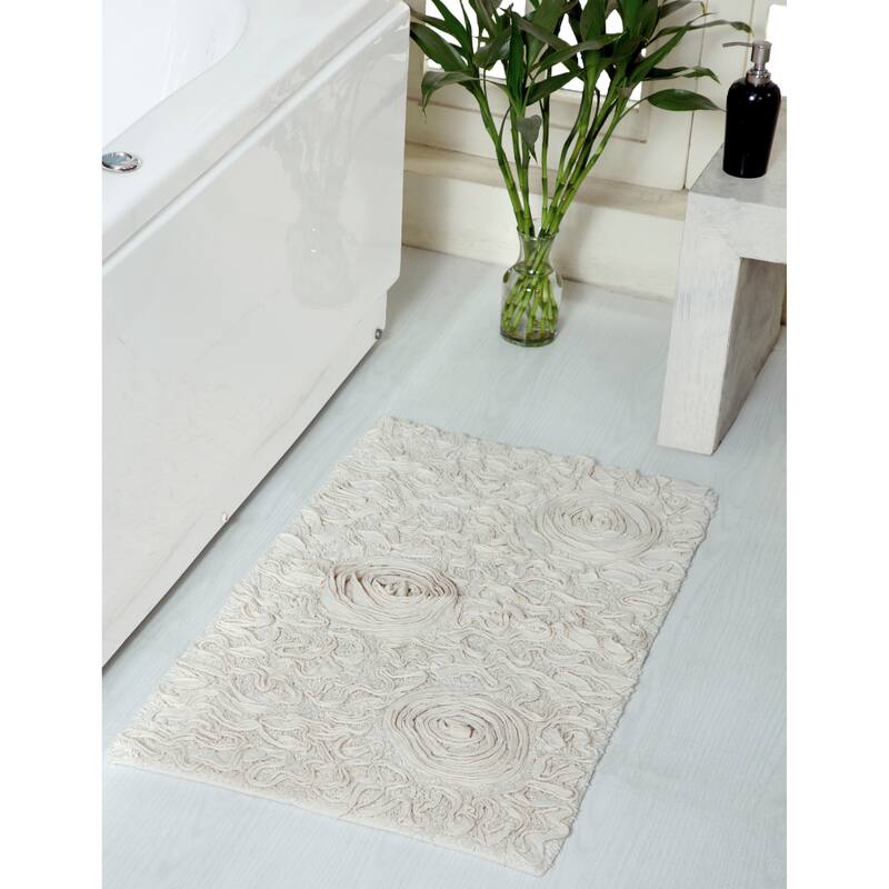 Bell Flower Bath Rug 24"x40" - Natural