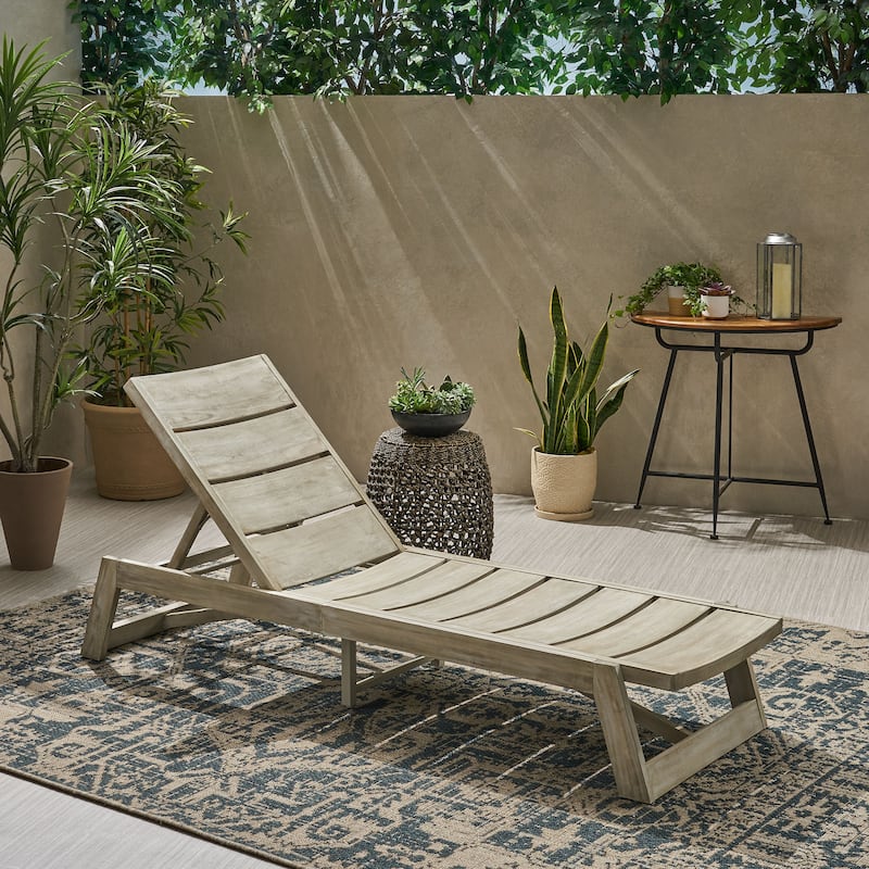 Maki Chaise Lounge