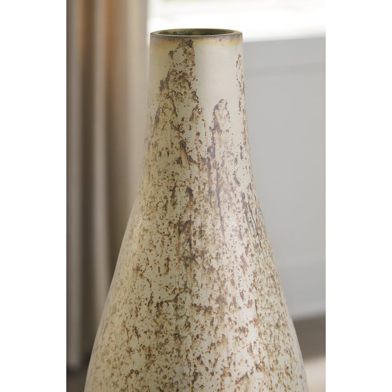 Signature Design by Ashley Plawite Antique Silver Vase