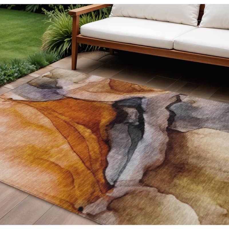 HomeRoots Abstract Transitional Rectangle Outdoor Rug - 10' X 14'