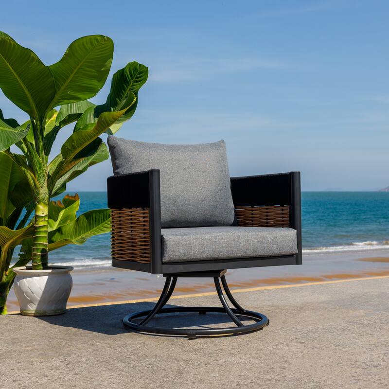 SAFAVIEH Outdoor Living Harrison Swivel Chair - 28"W x 28"D x 26"H