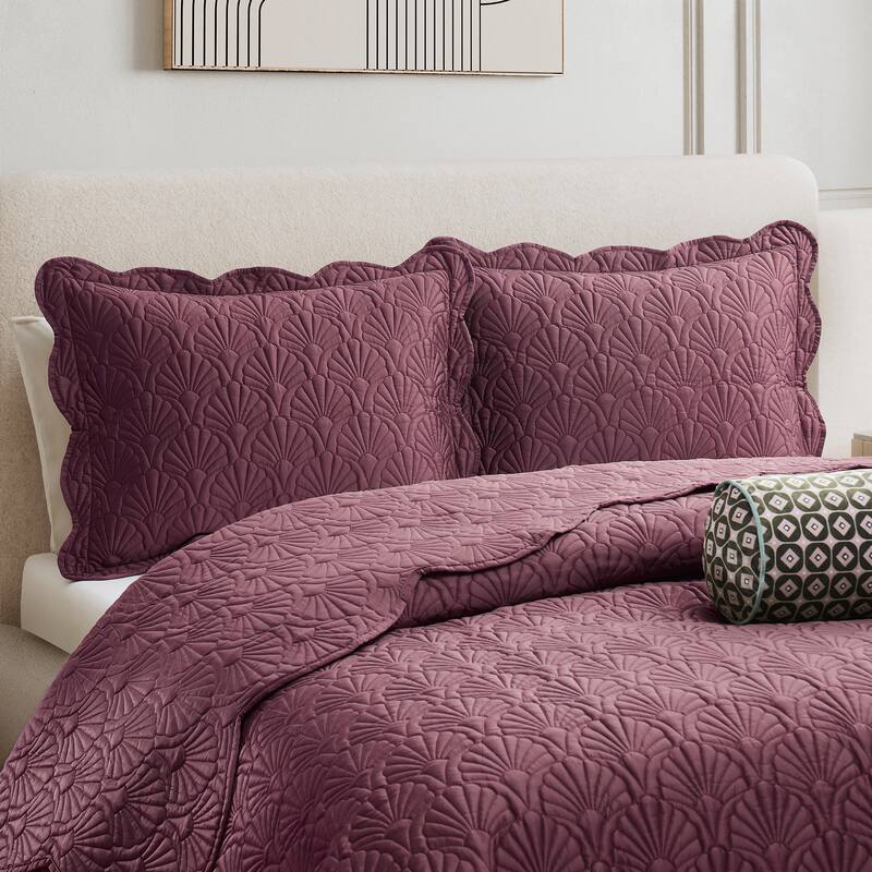 Ted Baker Deco Shell Quilt Set