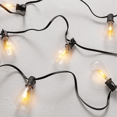 SAFAVIEH Lighting Beka 10 Ft LED Outdoor String Lights - Black - 120Wx2Dx4H