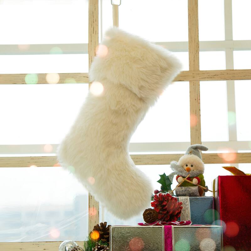 Glitzhome 21"L Plush Christmas Stockings