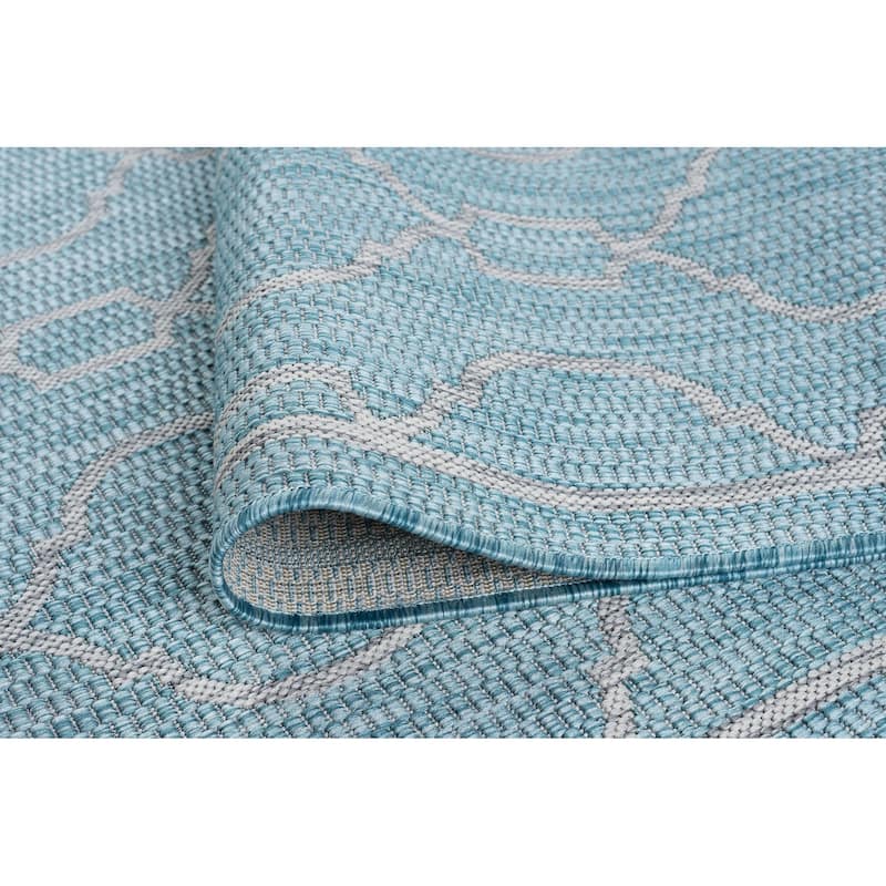 Colonnade Transitional Geometric Indoor/Outdoor Area Rug