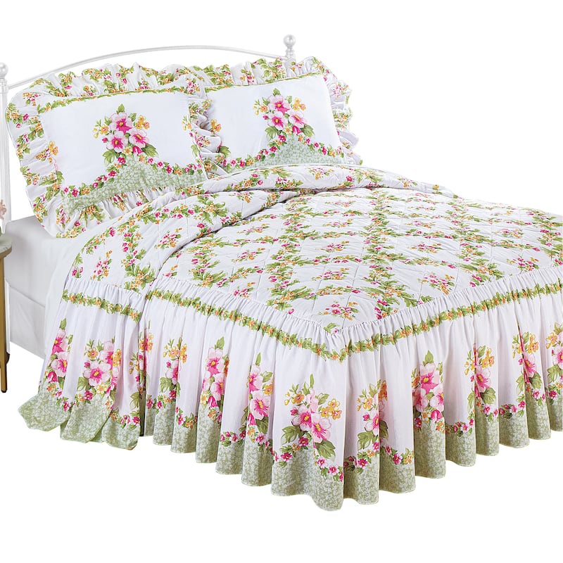 Columbine Floral Trellis Quilt Top Ruffle Border Bedspread