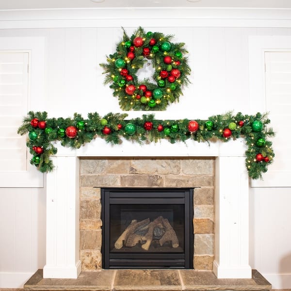 Christmas Yarn Garland and a Faux Fireplace!