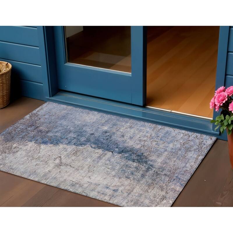 HomeRoots Abstract Transitional Rectangle Outdoor Rug - 3' x 5'