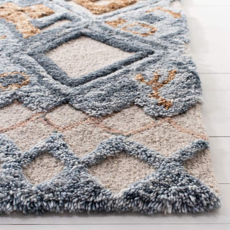SAFAVIEH Handmade Casablanca Shag Grainne Tribal Wool Rug