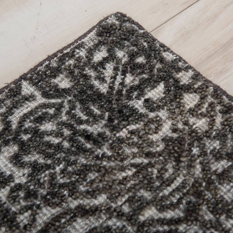 Alora Decor Coquette Hand knotted Paisley Rug