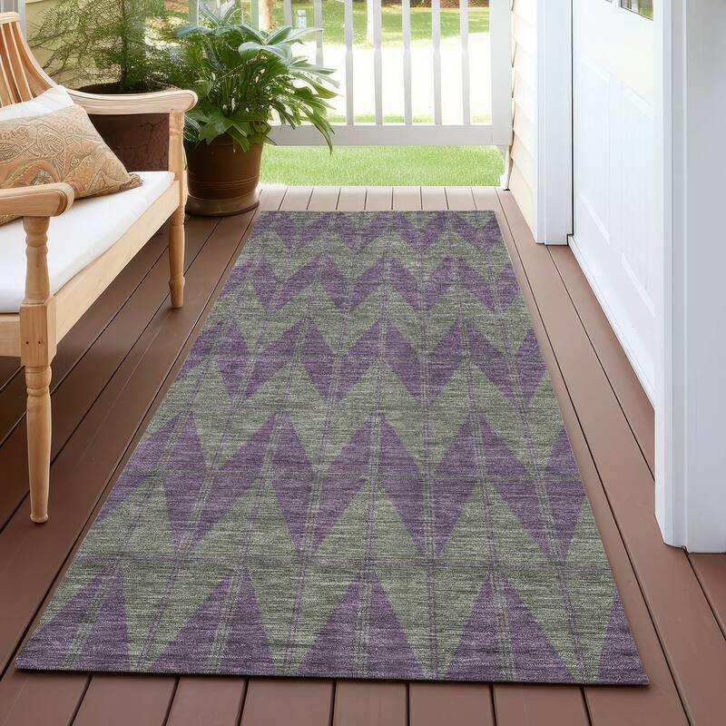 Machine Washable Indoor/ Outdoor Modern Zeke Chantille Rug - Plum - 2'3" x 7'6"