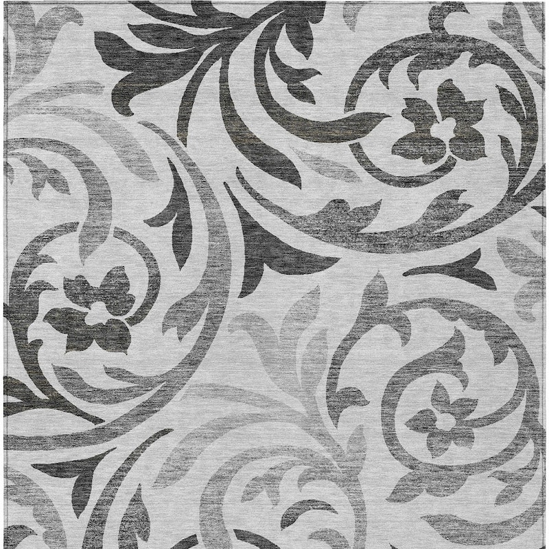 HomeRoots Floral Transitional Rectangle Outdoor Rug