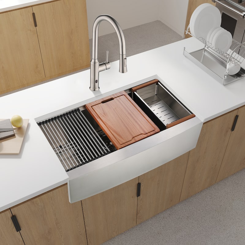 Farmhouse Apron Single Bowl Stainless Steel Kitchen Sink with Workstation