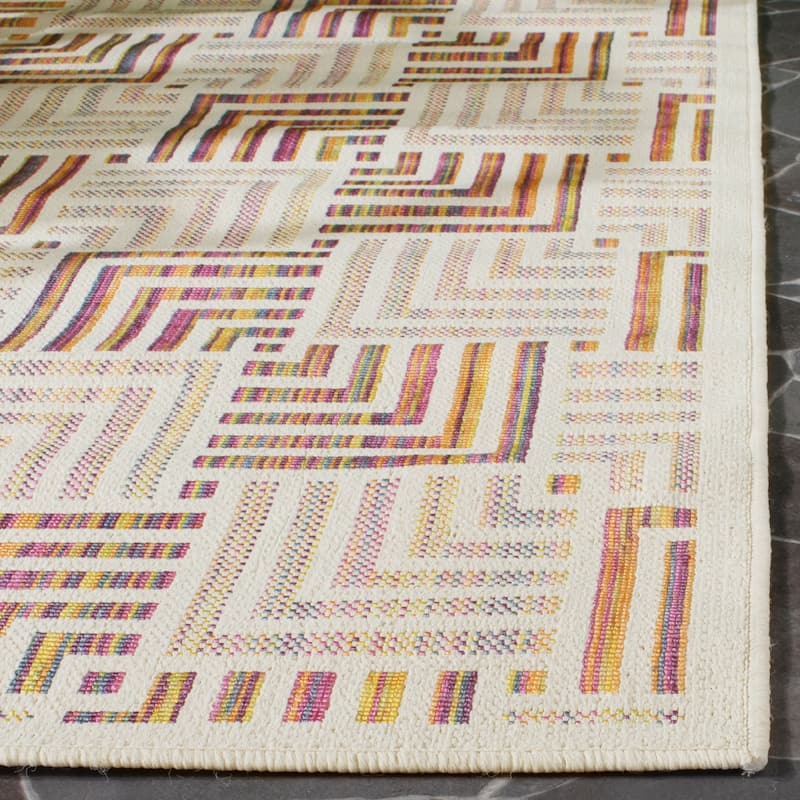 SAFAVIEH Havana Bridgette Indoor/ Outdoor Waterproof Patio Backyard Rug