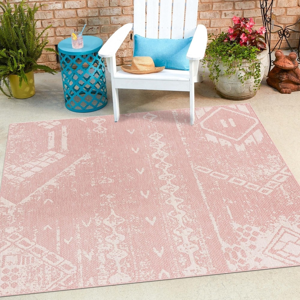Outdoor Ogooplario Collection Area Rug