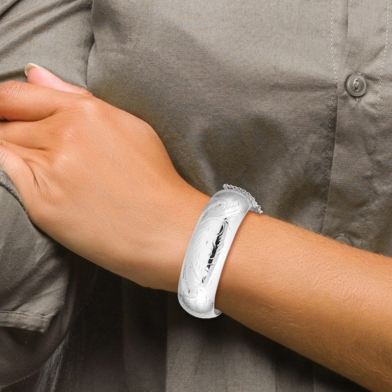 Curata 925 Sterling Silver 7.25" Diamond-cut Classic Hinged Bangle Bracelet - 7 sizes