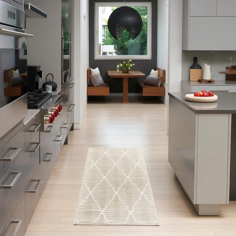 Nourison Casual Indoor only Diamond Area Rug