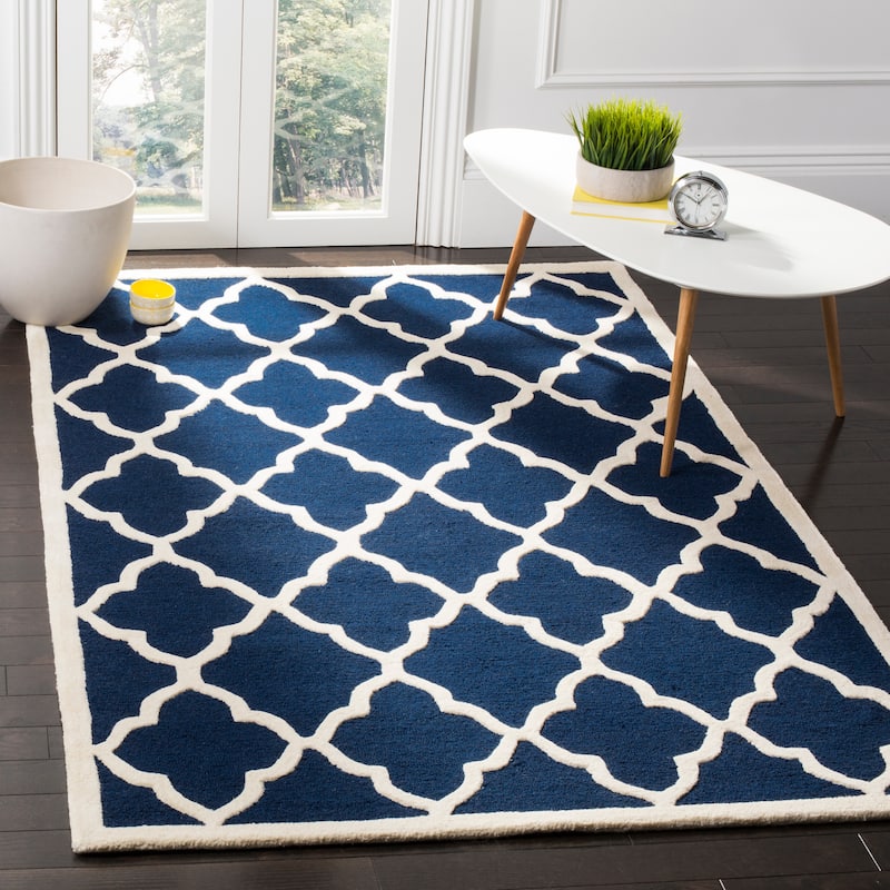 SAFAVIEH Handmade Cambridge Justina Modern Moroccan Wool Rug