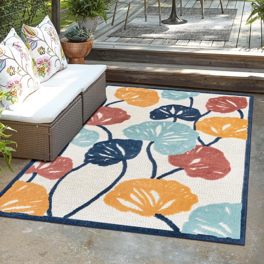 Outdoor Helena Collection Area Rug