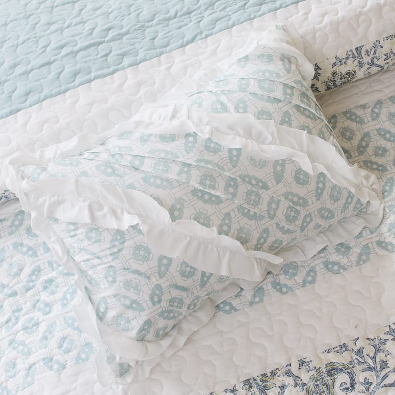 Madison Park Vanessa 6 Piece Cotton Percale Quilt Set with Throw Pillows