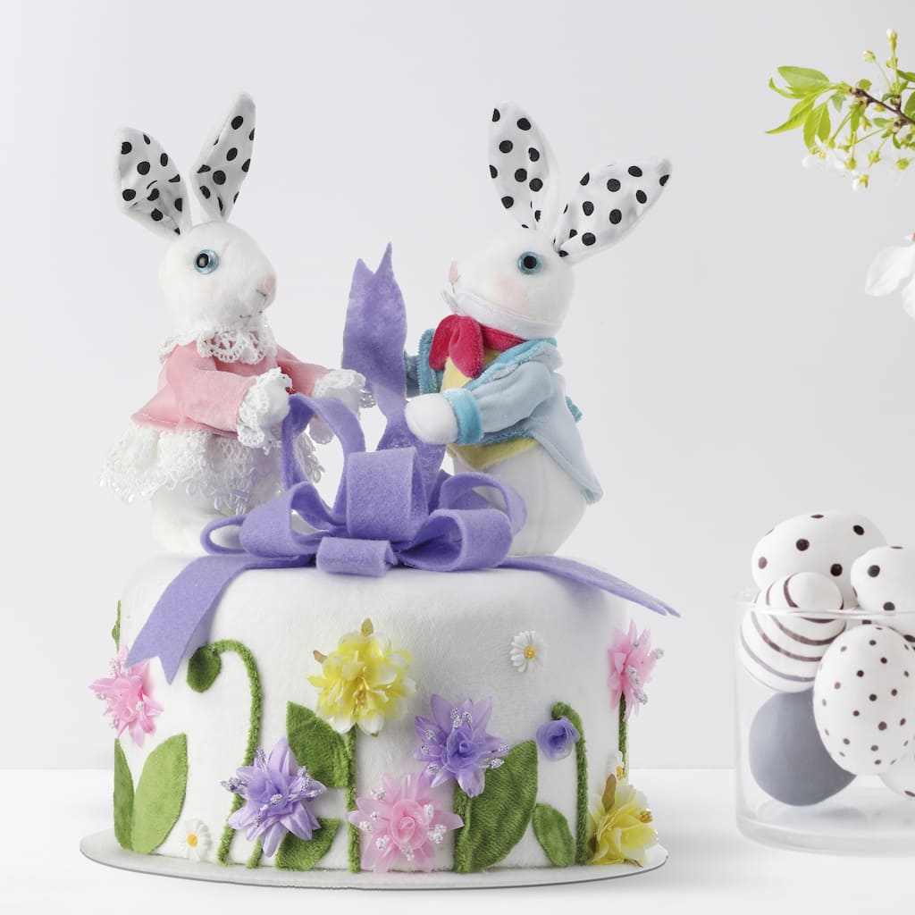 Styrofoam Bunnies And Bow Floral Cake 10.25" - 9.45