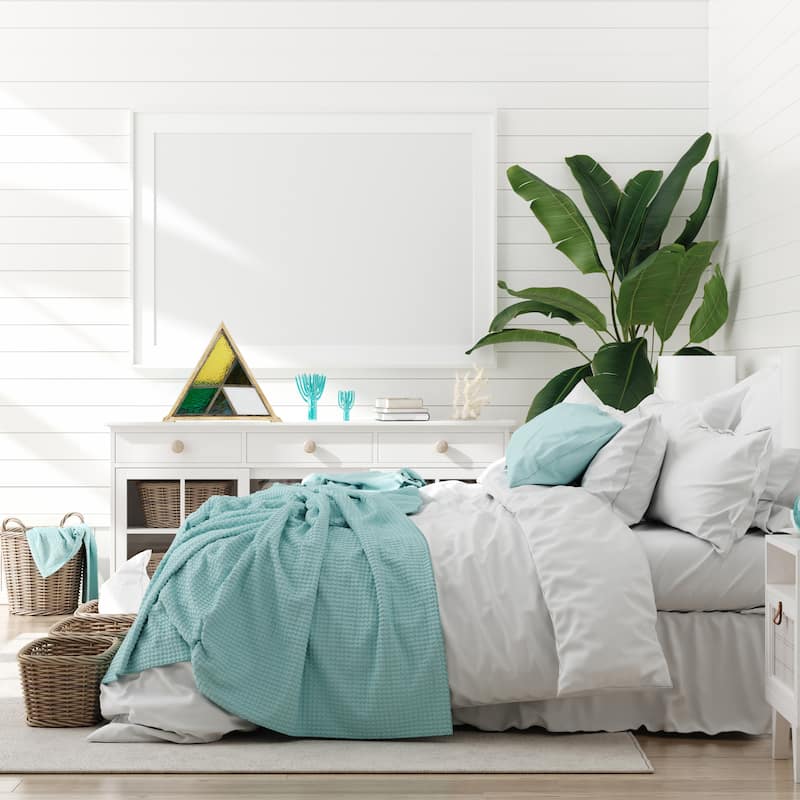 River of Goods Wood and Stained Glass Triangle Shade 11-Inch Accent Lamp - 13.5" x 4.5" x 11"