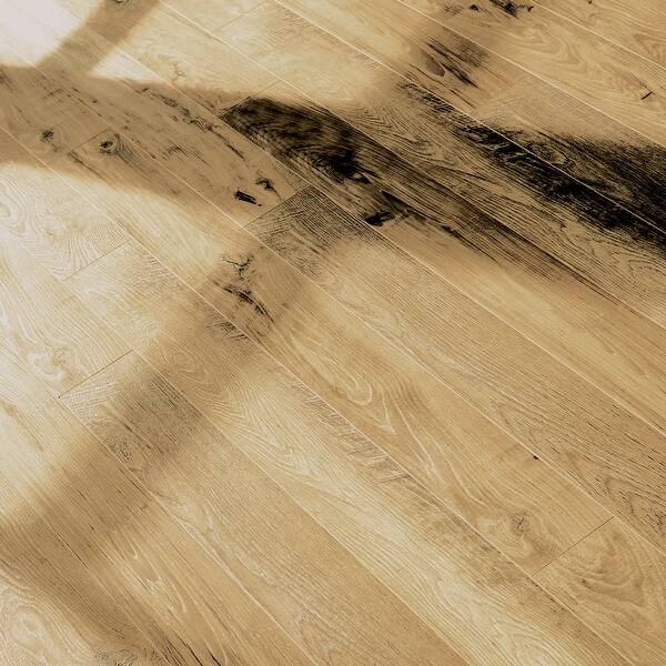 Pergo Classics Countryside Chestnut Water Resistant Laminate Flooring