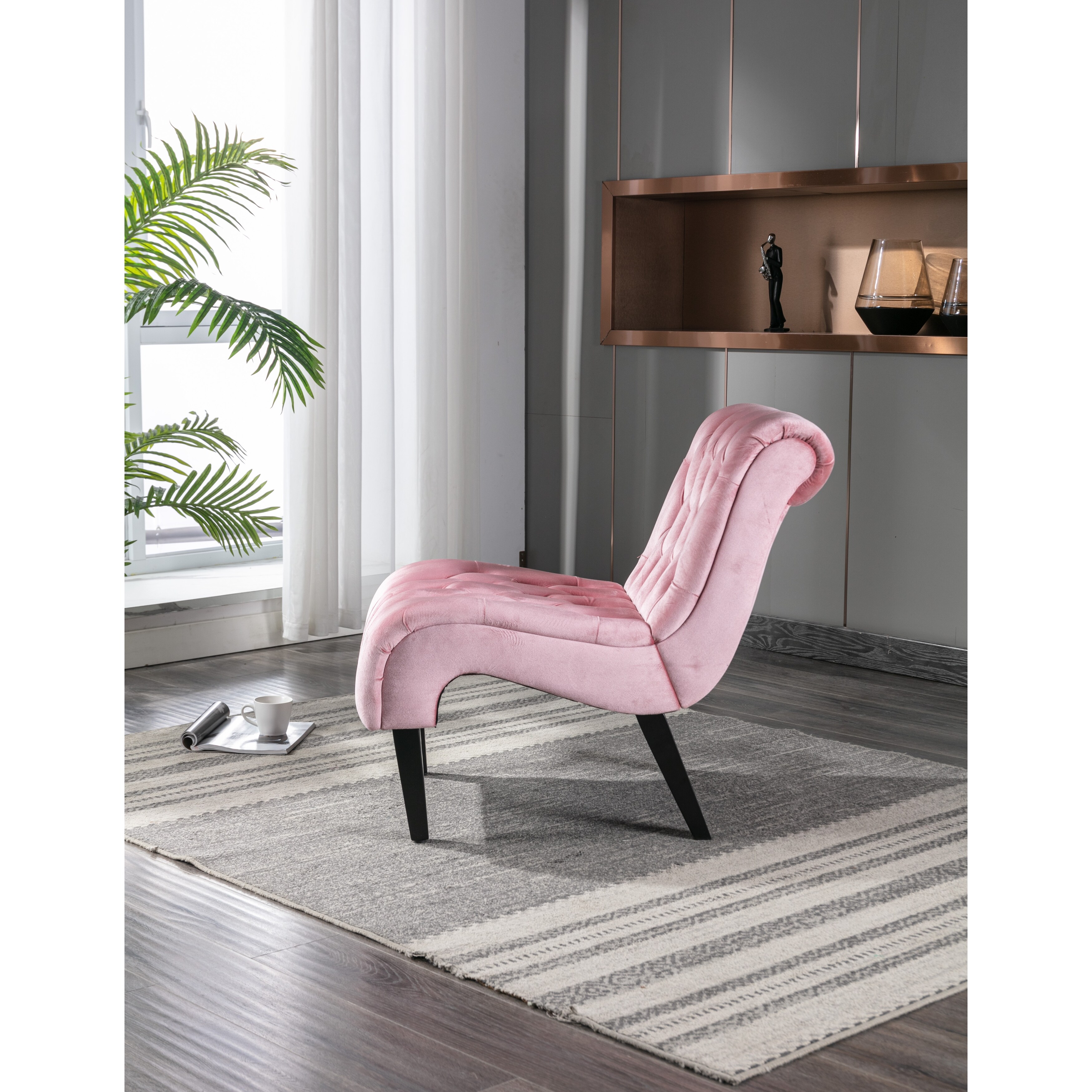 Old style lounge chairs outlet