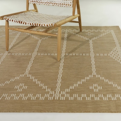Everson Transitional Patio Indoor/Outdoor Area Rug