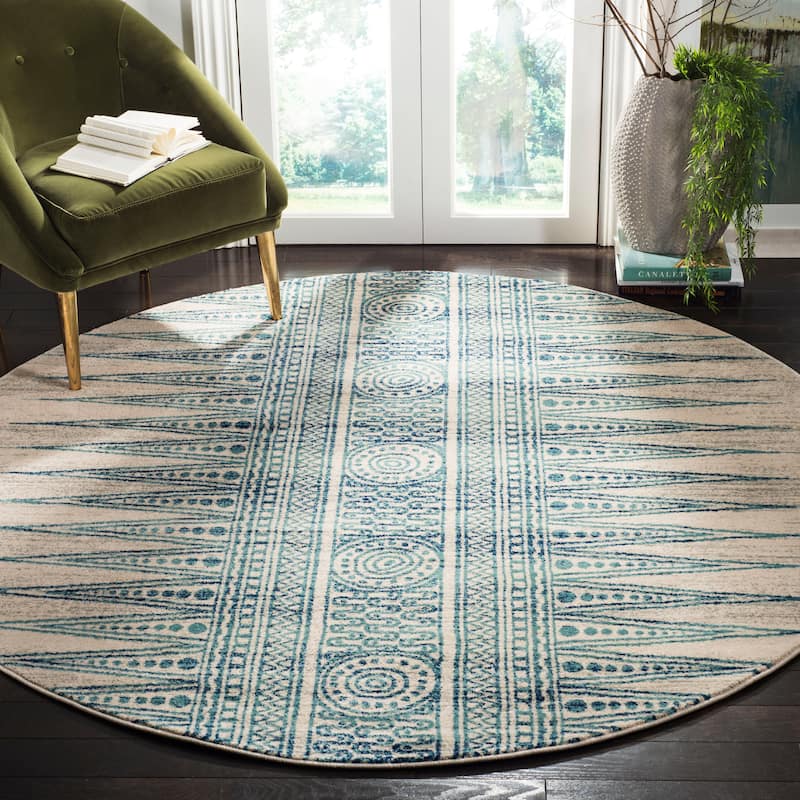 SAFAVIEH Evoke Cecylia Vintage Boho Rug - 6'7" Round - Ivory/Turquoise