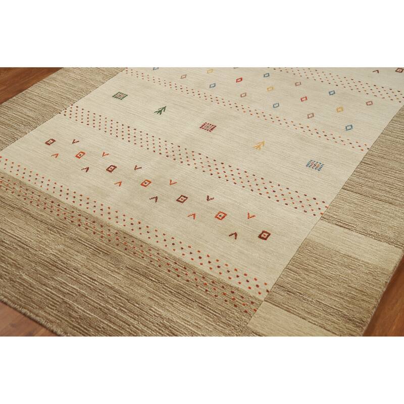 Hand Knotted Oriental 100% Wool Carpet Tribal Tribal Beige & Ivories Gabbeh Area Rug - 7' 6'' X 5' 5''