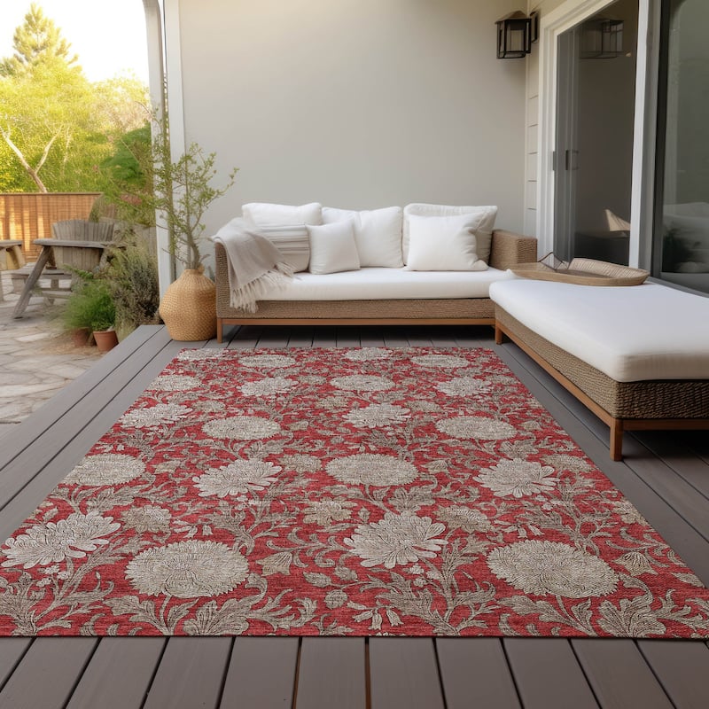 Machine Washable Indoor/ Outdoor Chantille Floral Rug