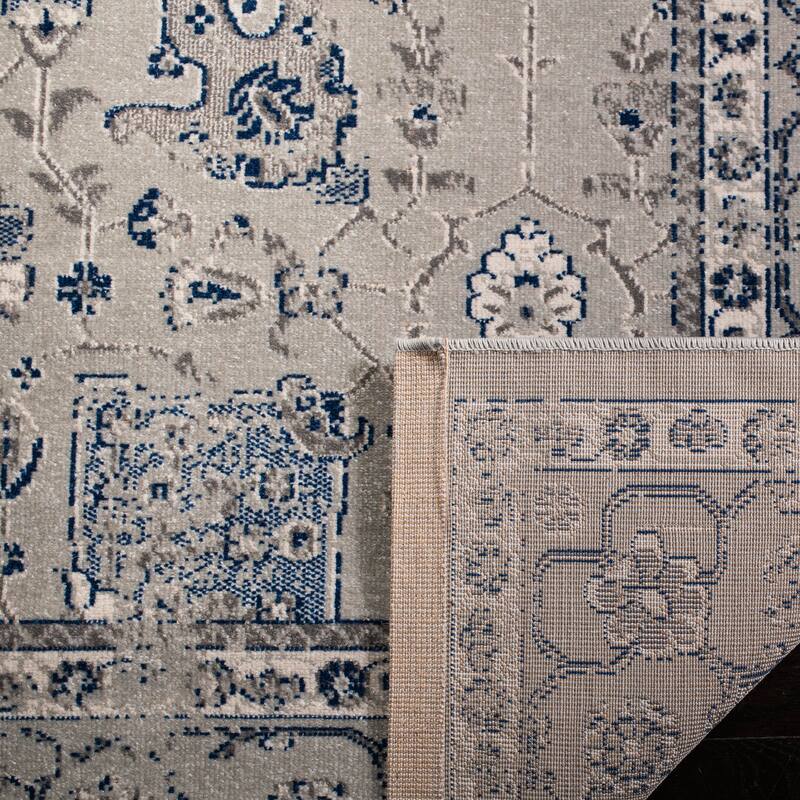 SAFAVIEH Artisan Adelmina Distressed Oriental Rug