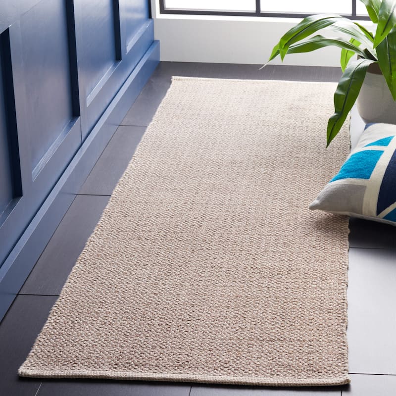 SAFAVIEH Montauk Bonita Handmade Cotton Area Rug - 2'3" x 7' Runner - Ivory/Beige