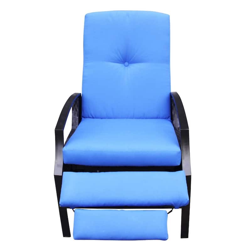 Outsunny Outdoor Rattan Wicker Cushioned Recliner Chair