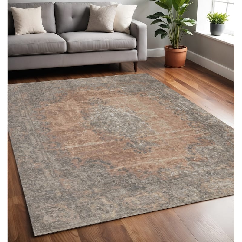 HomeRoots Medallion Modern Rectangle Area Rug - 5' X 8' - 5' X 8'